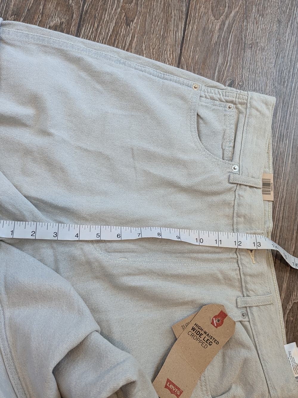 Levi's High Waisted Wide Leg Crop Jeans Utility Cotton Denim Size 31 Light Wash - Picture 9 of 11